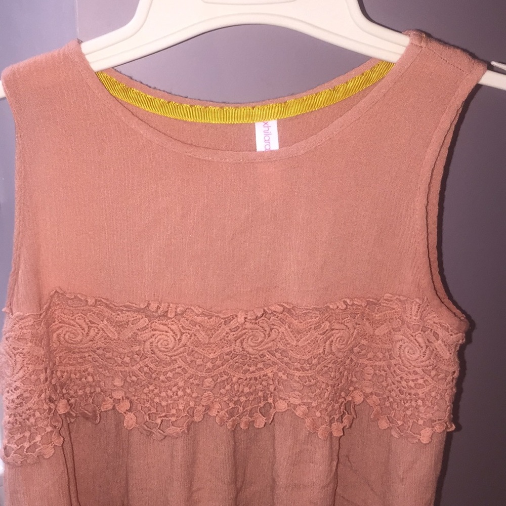 🌈Apricot gauzy sleeveless blouse